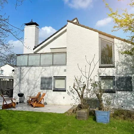 Ruime Vakantiewoning Dicht Aan Het * 奥德多普